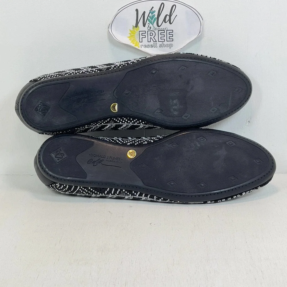 Donald J Pliner Hasin Glass Beaded Ballet Flats Shoe - Black/White/Gray -Women 8 - Picture 8 of 11